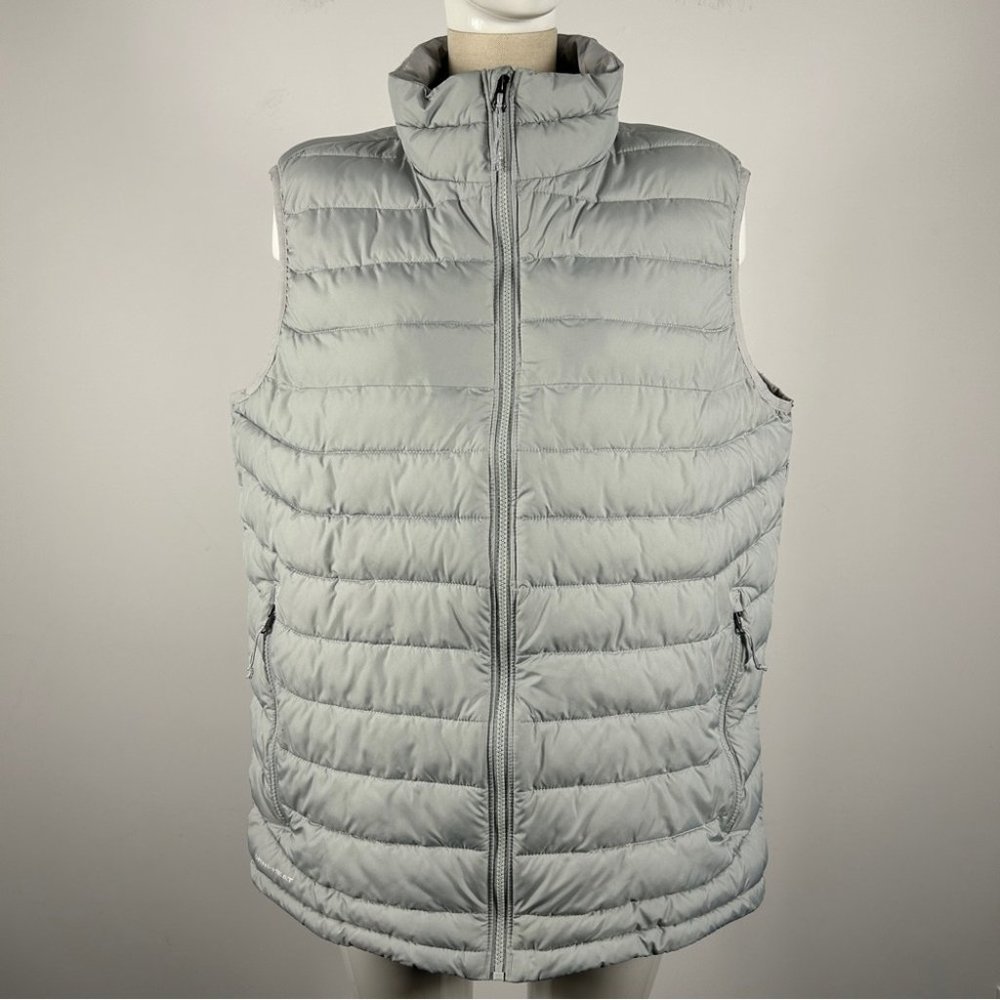 Columbia puffer vest jacket men size L